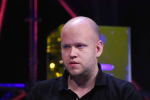 Daniel Ek SEO de Spotify invierte €600M en tecnología bélica